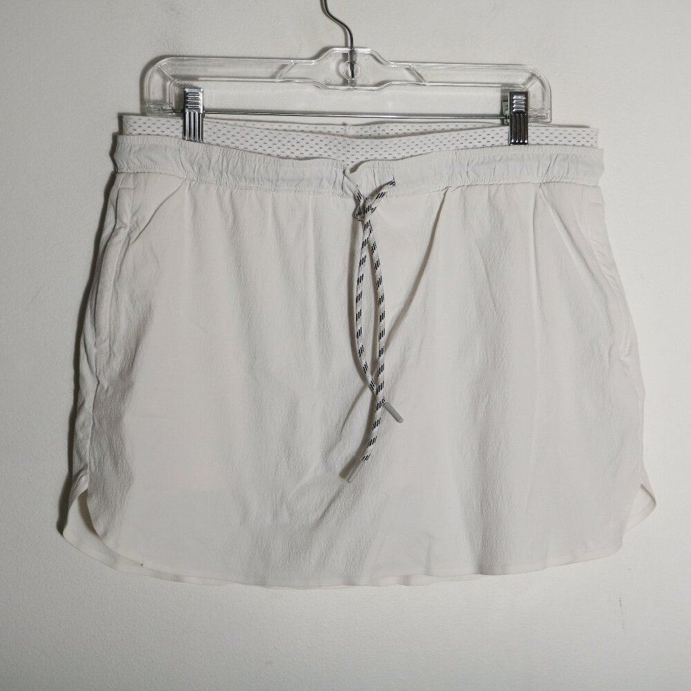Athleta Crest Skort Womens 14 White Skirt Shorts Athletic Drawstring Workout‎